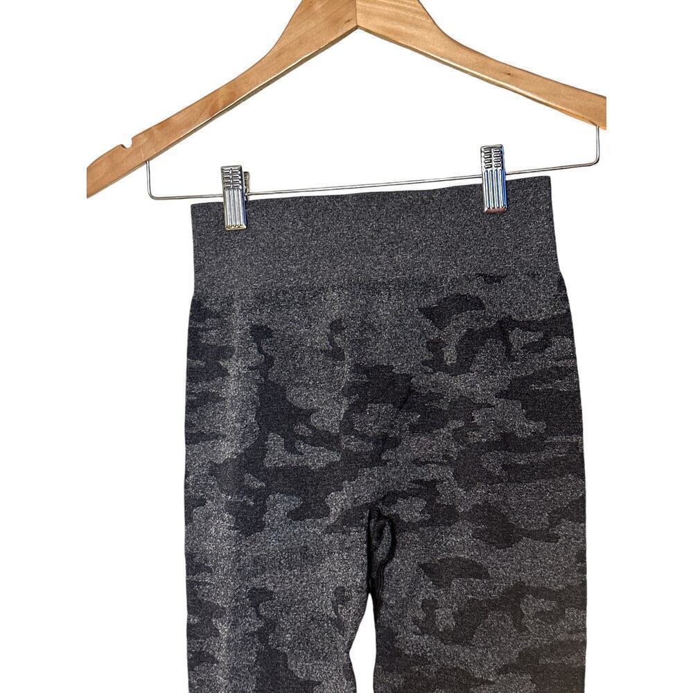 Rawgear Women's High Waisted Seamless Camo Leggings Pants Size XS Gray Black NWT - Picture 2 of 6